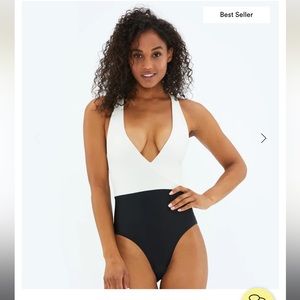 Summersalt - Deep Dive / Sea Urchin & White Sand - Size 6